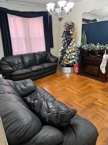 1972 Ellis Avenue, Bronx, NY 10472