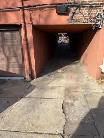 1972 Ellis Avenue, Bronx, NY 10472