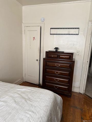 1972 Ellis Avenue, Bronx, NY 10472