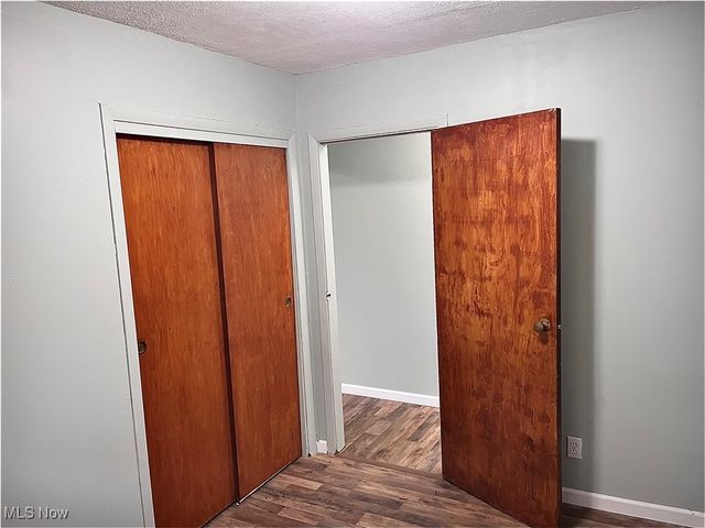 809 Delia Avenue, Martins Ferry, OH 43935