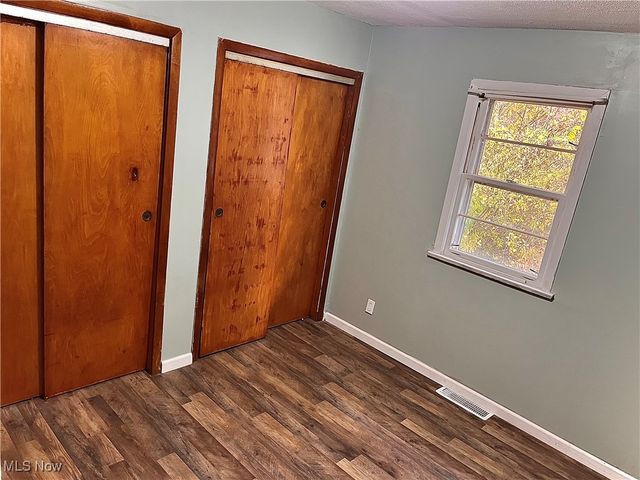 809 Delia Avenue, Martins Ferry, OH 43935