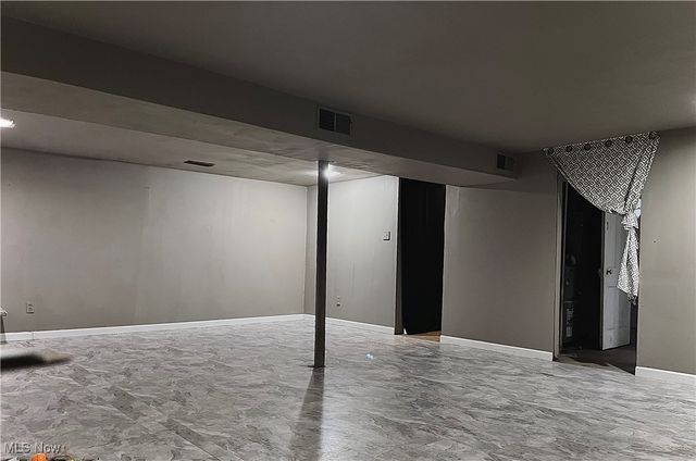 809 Delia Avenue, Martins Ferry, OH 43935