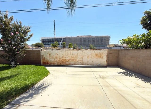 1662 Virginia, Colton, CA 92324