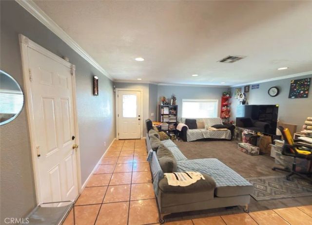 1662 Virginia, Colton, CA 92324
