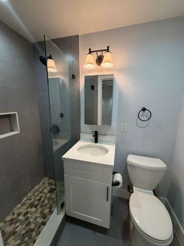 820 N Victoria Park Road 3, Fort Lauderdale, FL 33304