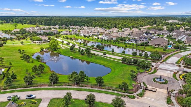 2221 Salt Grass Trail, Conroe, TX 77384