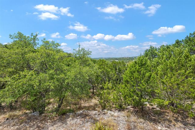 19725 Lakehurst LOOP, Spicewood, TX 78669