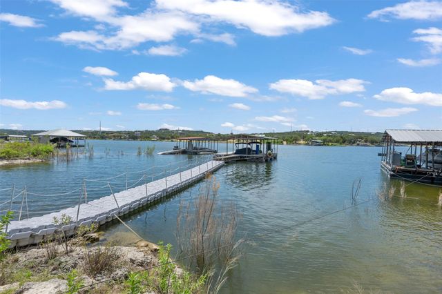 19725 Lakehurst LOOP, Spicewood, TX 78669