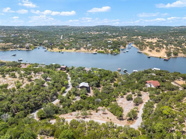 19725 Lakehurst LOOP, Spicewood, TX 78669