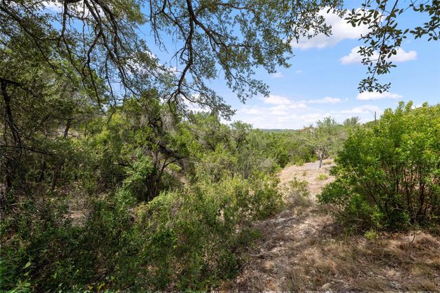 19725 Lakehurst LOOP, Spicewood, TX 78669