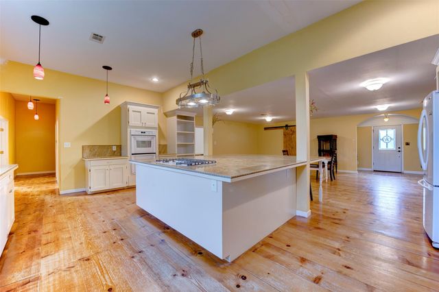 1137 Fm 1406 Road, Winnie, TX 77665