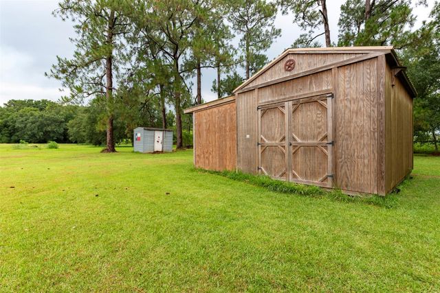 1137 Fm 1406 Road, Winnie, TX 77665