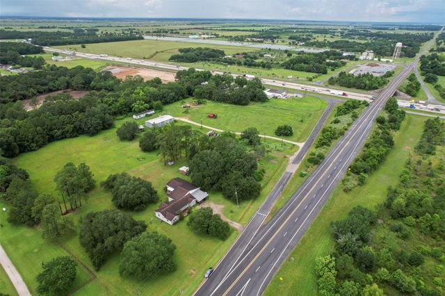 1137 Fm 1406 Road, Winnie, TX 77665