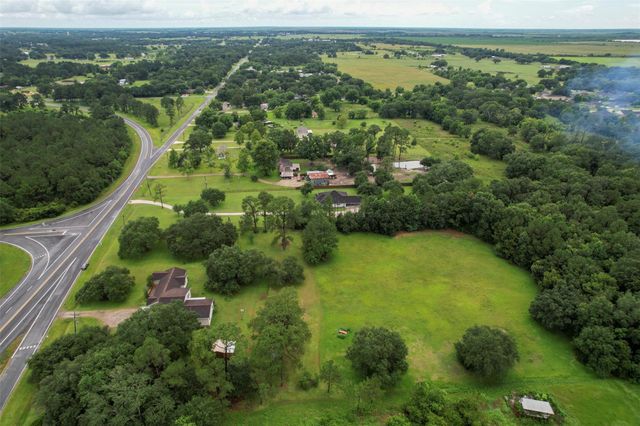 1137 Fm 1406 Road, Winnie, TX 77665