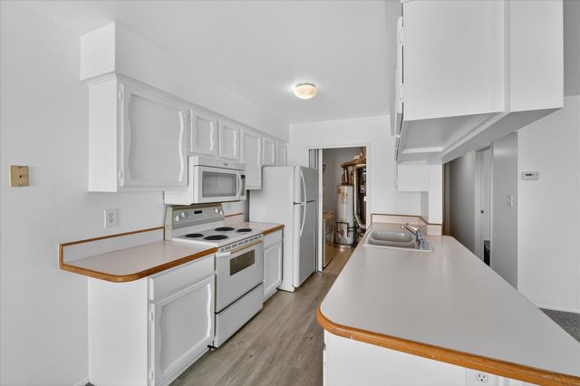 35132 N Bay Circle, Harrison Twp, MI 48045