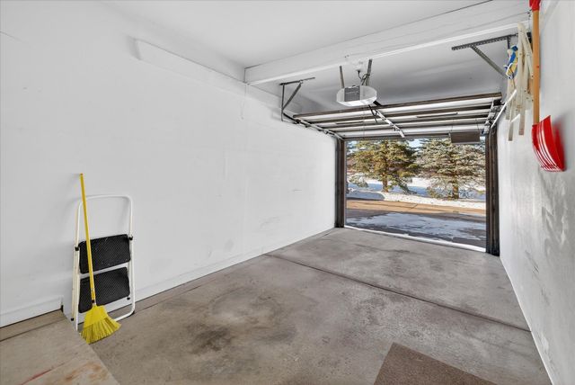 35132 N Bay Circle, Harrison Twp, MI 48045