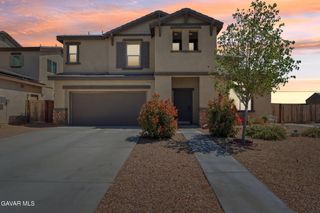 2016 Via Vida Feliz Avenue, Rosamond, CA 93560