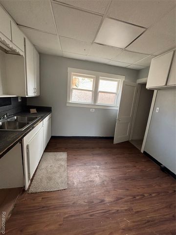 1008 Tacken Street, Flint, MI 48532