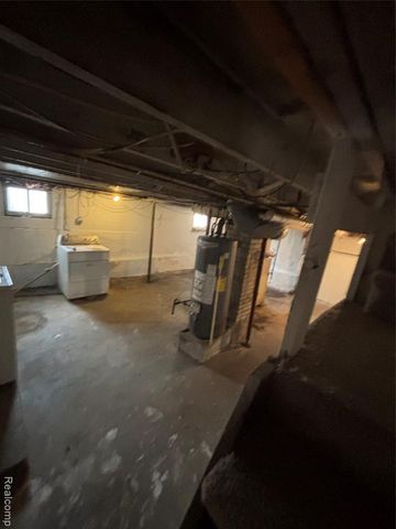 1008 Tacken Street, Flint, MI 48532