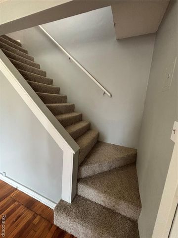 1008 Tacken Street, Flint, MI 48532