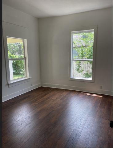 2613 Hale Avenue, Fort Worth, TX 76106