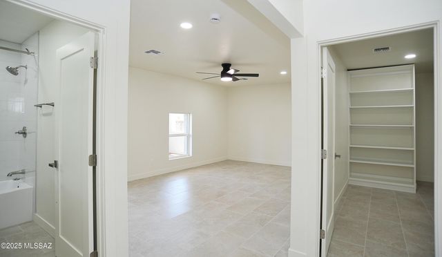 1515 E Kleindale Road, Tucson, AZ 85719