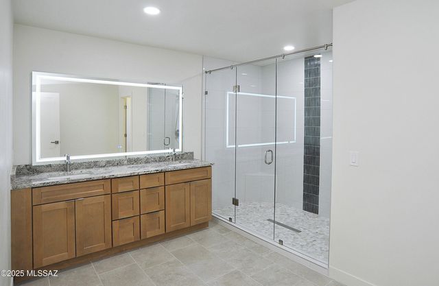 1515 E Kleindale Road, Tucson, AZ 85719