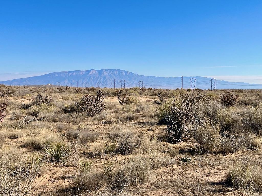 6th Street NW, Rio Rancho, NM 87144