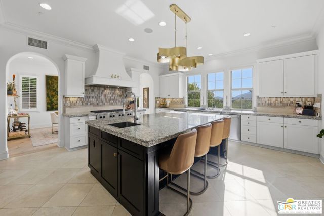 4244 Arcada Street, Palm Springs, CA 92262