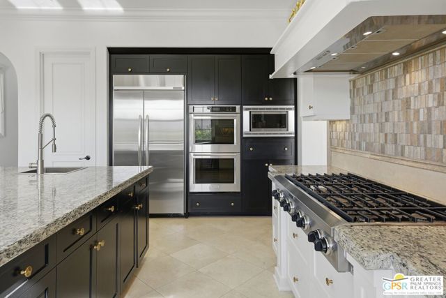 4244 Arcada Street, Palm Springs, CA 92262