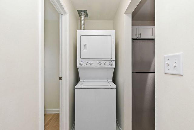 4602 W Northfox Lane 7, Mchenry, IL 60050