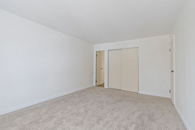 4602 W Northfox Lane 7, Mchenry, IL 60050