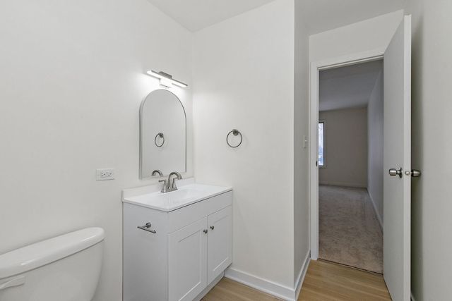 4602 W Northfox Lane 7, Mchenry, IL 60050