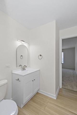 4602 W Northfox Lane 7, Mchenry, IL 60050