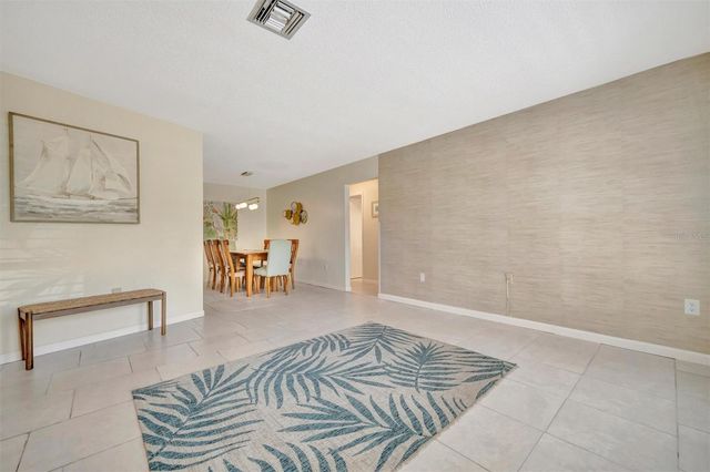 270 DRAGON ROAD, Venice, FL 34293