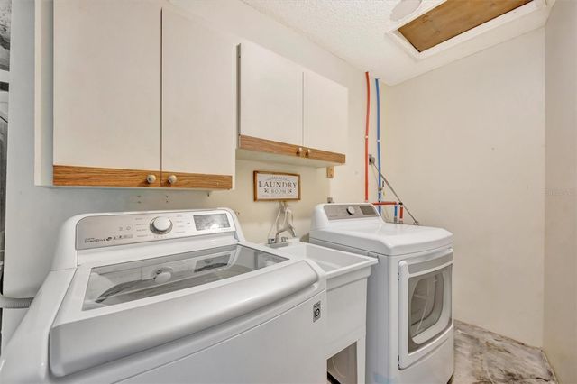 270 DRAGON ROAD, Venice, FL 34293