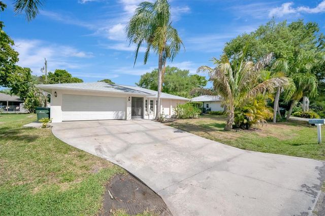 270 DRAGON ROAD, Venice, FL 34293