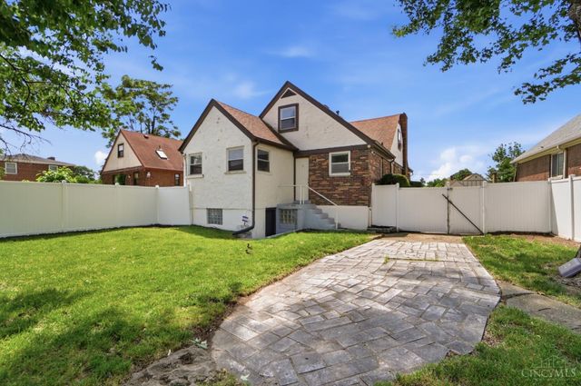 1512 Miramar Court, Cincinnati, OH 45237