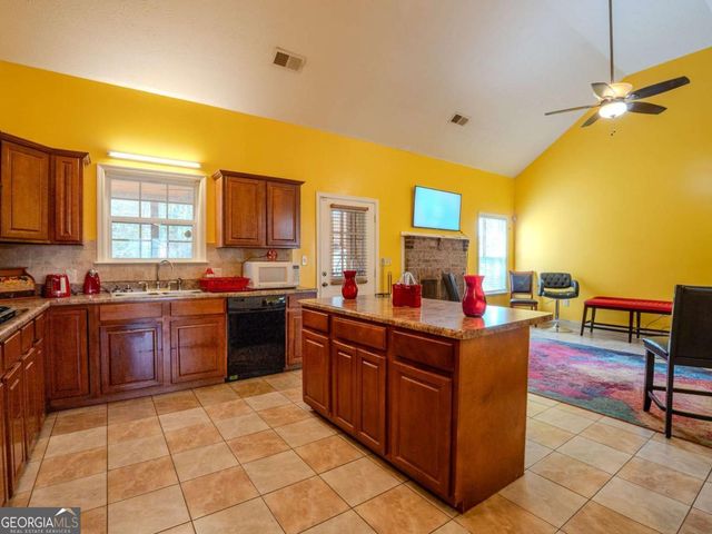 4050 Old Fairburn Road, Atlanta, GA 30349