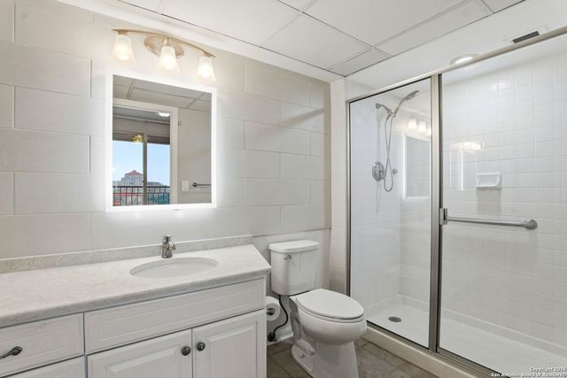 1 Towers Park Ln Apt 1007, San Antonio, TX 78209