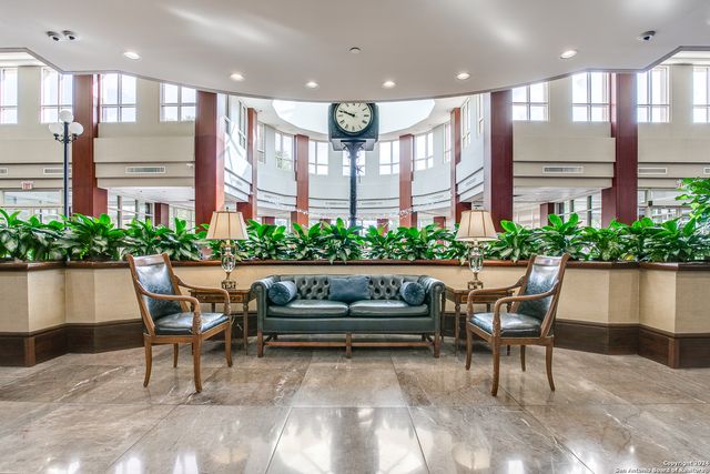 1 Towers Park Ln Apt 1007, San Antonio, TX 78209