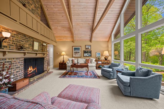 3020 Dozer Drive, St. Joseph, MI 49085
