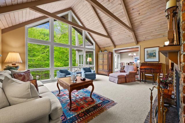 3020 Dozer Drive, St. Joseph, MI 49085