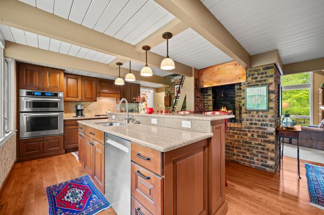 3020 Dozer Drive, St. Joseph, MI 49085