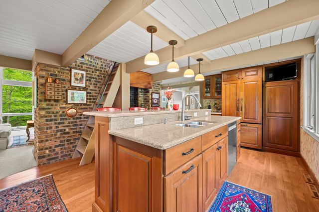 3020 Dozer Drive, St. Joseph, MI 49085