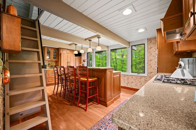 3020 Dozer Drive, St. Joseph, MI 49085