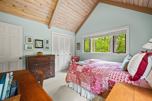 3020 Dozer Drive, St. Joseph, MI 49085