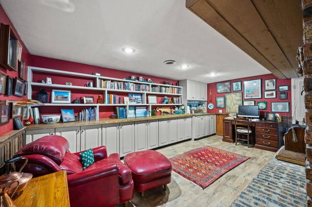 3020 Dozer Drive, St. Joseph, MI 49085