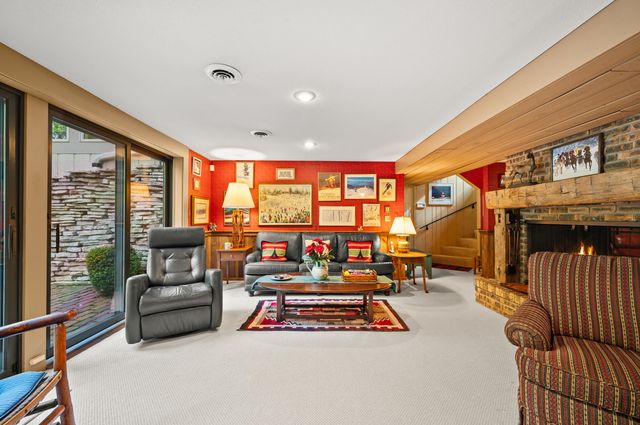 3020 Dozer Drive, St. Joseph, MI 49085