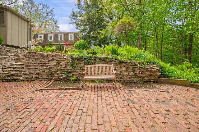 3020 Dozer Drive, St. Joseph, MI 49085